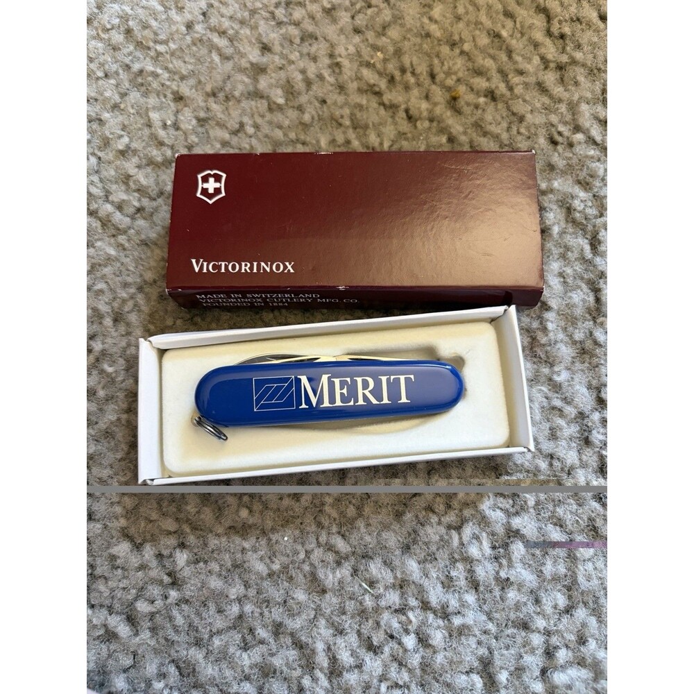 Vintage Victorinox Swiss Army Knife Merit Cigarette Promotion! WITH BOX